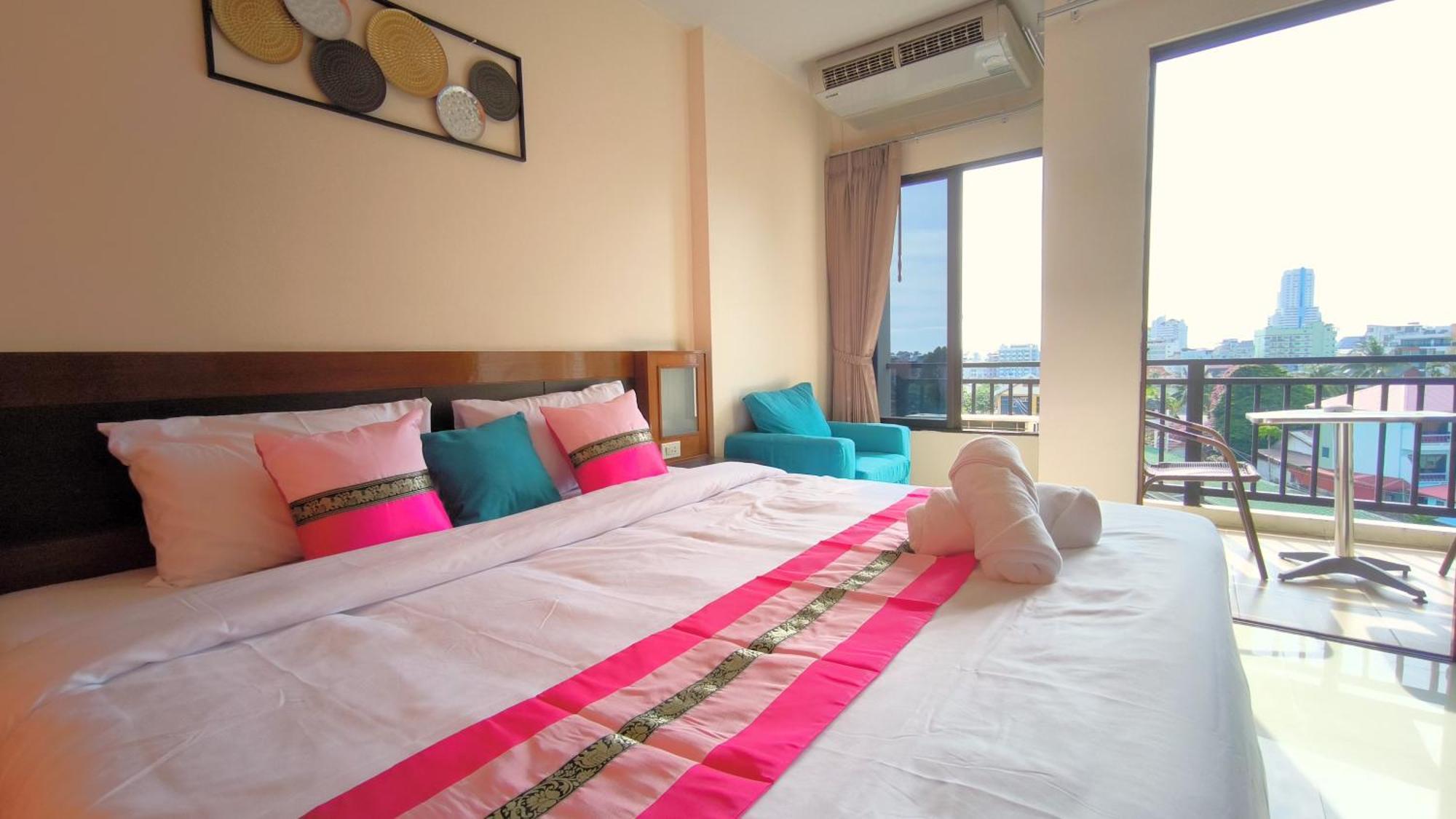 Lucky Buako Hotel Patong Extérieur photo